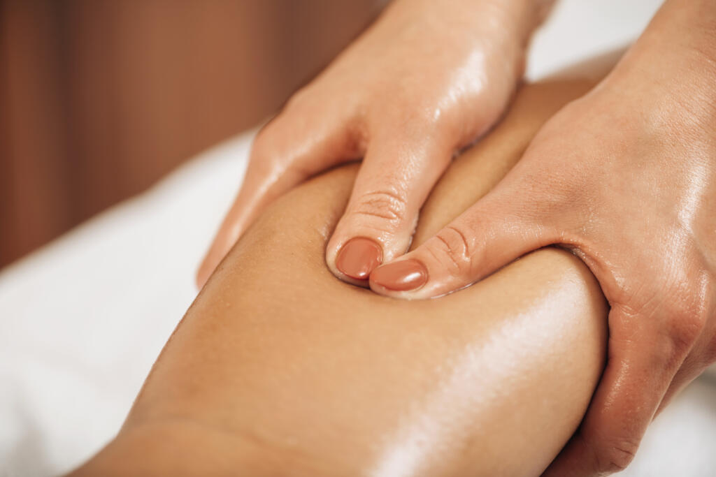 Massaggio linfatico per ritenzione idrica